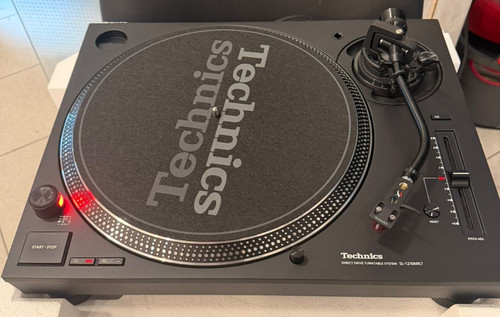 Technics 1210 mk7 - -, black